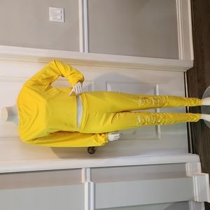 Women's 2pc Yellow Cropped top and pants set Size Lg